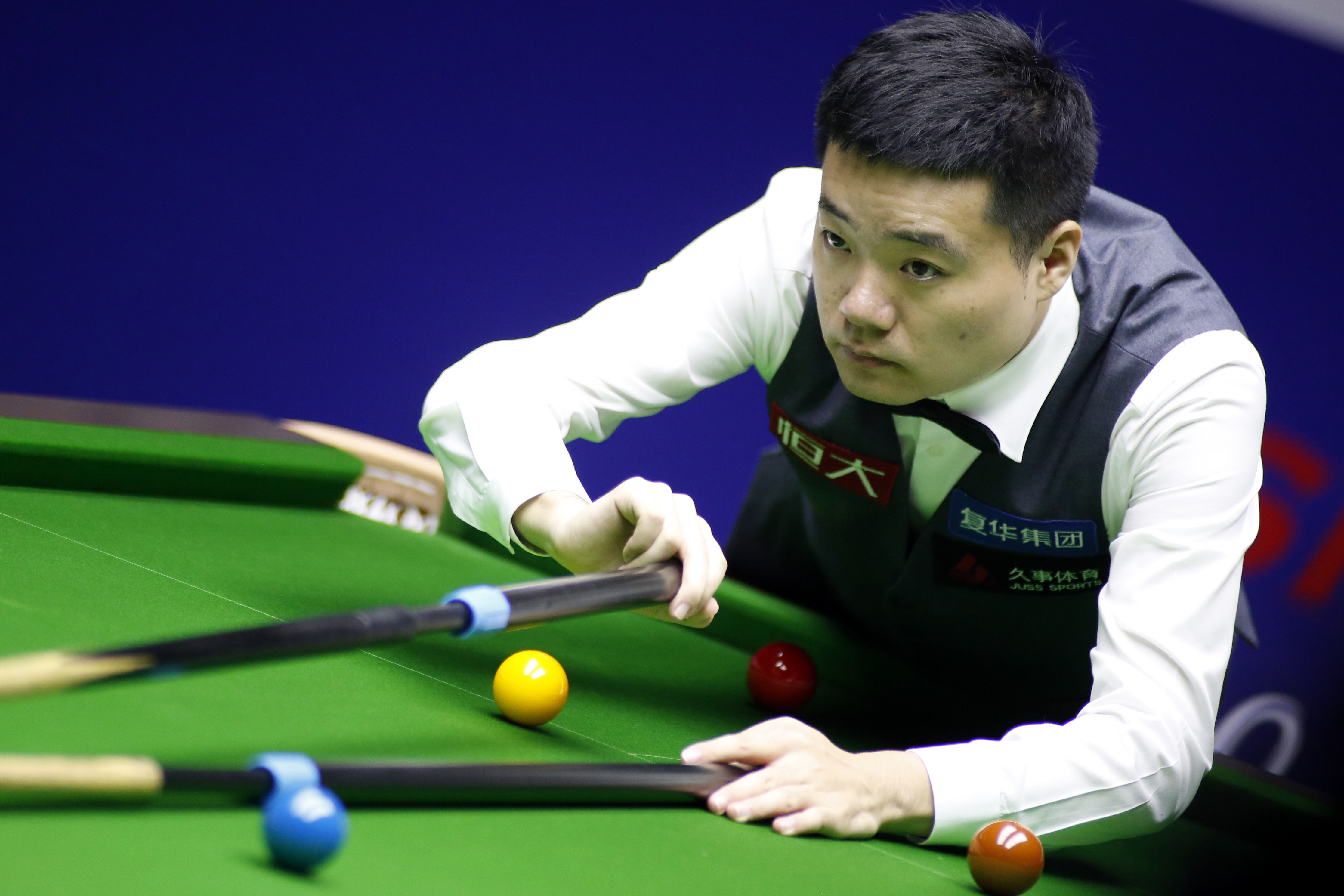 淡的表面 淡的表面