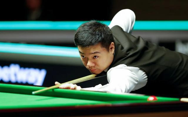 具争议的言 具争议的言