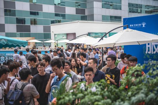 与巴甲其他 与巴甲其他