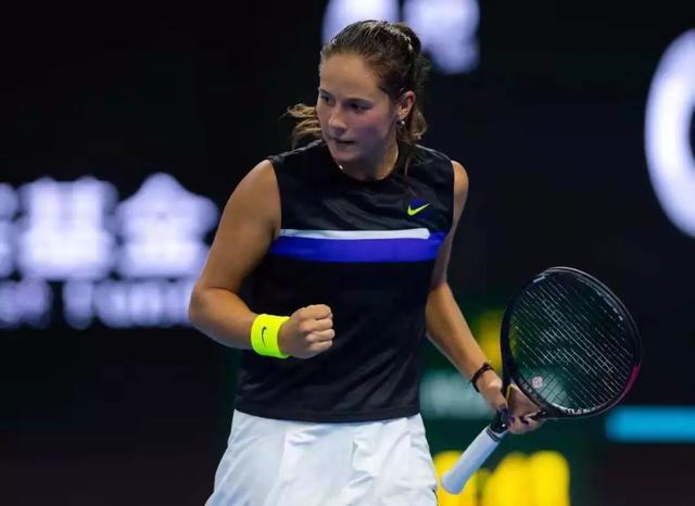 马刺队的防 马刺队的防