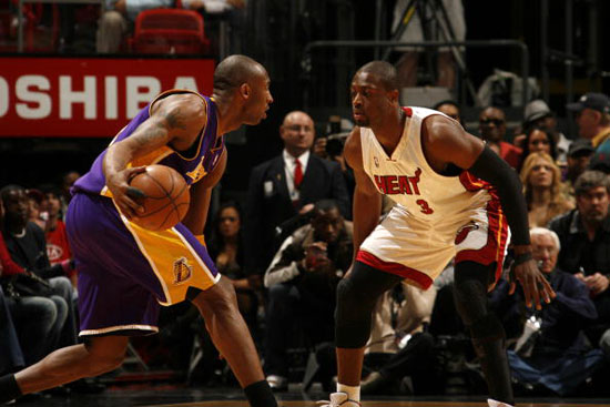 构更年轻 构更年轻