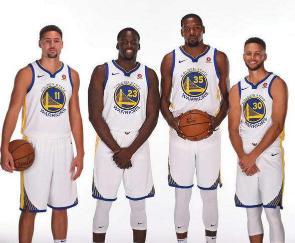 在同龄人里 在同龄人里